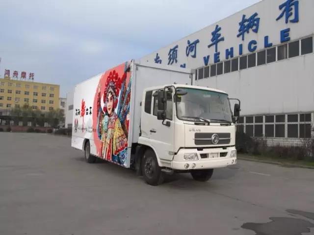 舞臺車